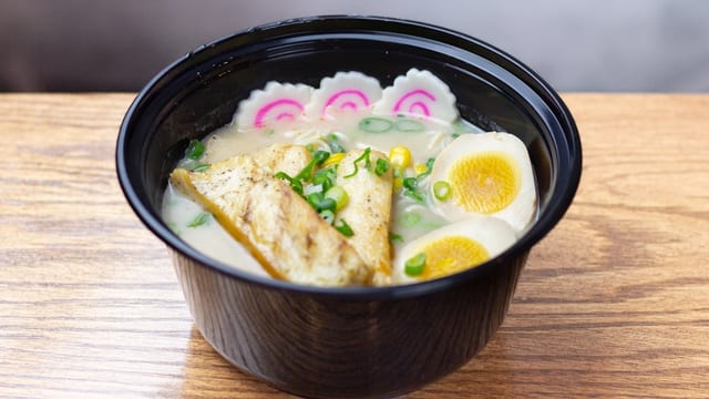 Ramen noodle.