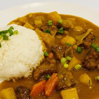 Beef curry rice bowl